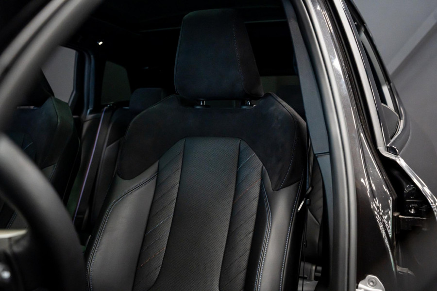 BMW X3 30e xDrive *M-Sport Pro / Panorama / Stoelventilatie / Harman-Kardon / Surround-View / Keyless-Entry*