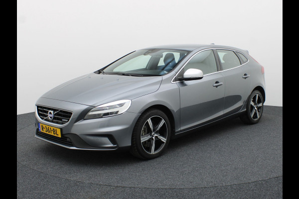 Volvo V40 1.5 T3 R-Design | Stoelverwarming | Navi | Prijs Rijklaar!!