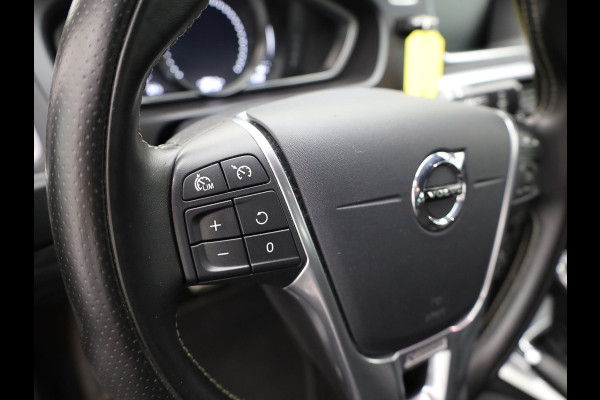 Volvo V40 1.5 T3 R-Design | Stoelverwarming | Navi | Prijs Rijklaar!!