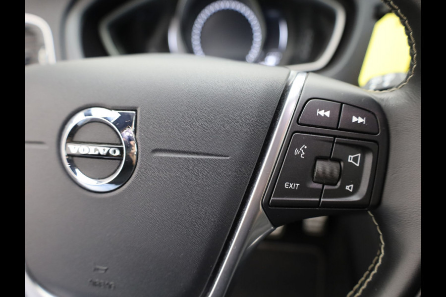 Volvo V40 1.5 T3 R-Design | Stoelverwarming | Navi | Prijs Rijklaar!!