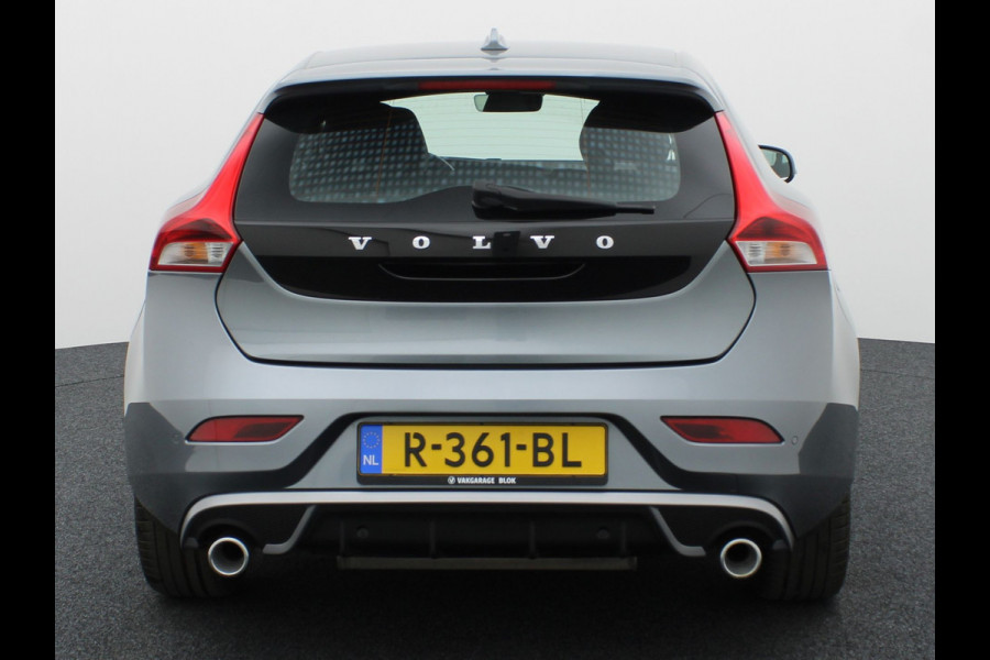 Volvo V40 1.5 T3 R-Design | Stoelverwarming | Navi | Prijs Rijklaar!!