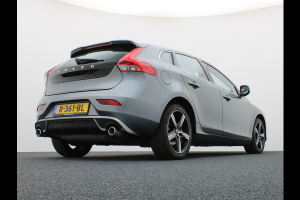 Volvo V40 1.5 T3 R-Design | Stoelverwarming | Navi | Prijs Rijklaar!!
