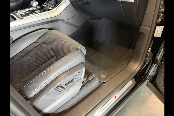 Audi Q8 55 TFSI e quattro Luchtvering B&O Headup dis.