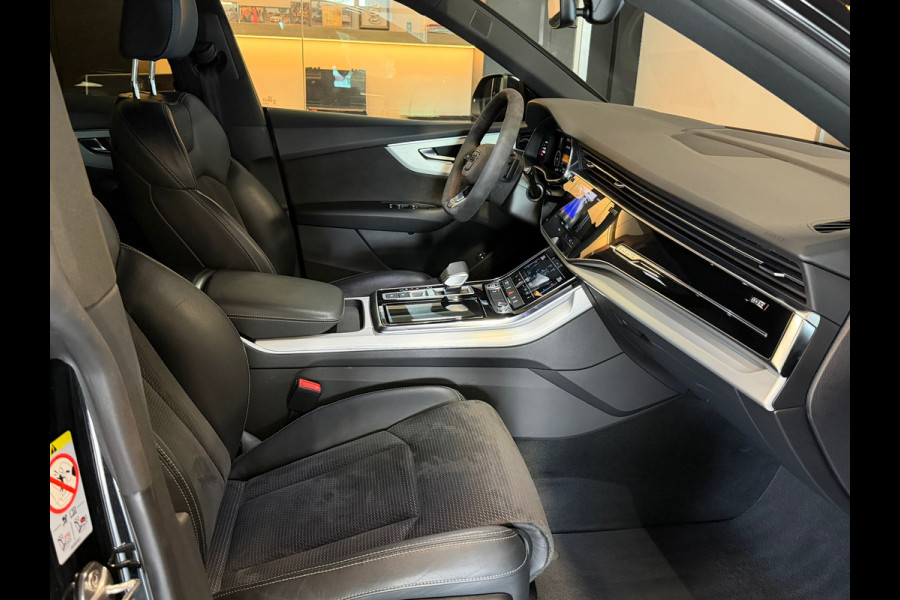 Audi Q8 55 TFSI e quattro Luchtvering B&O Headup dis.