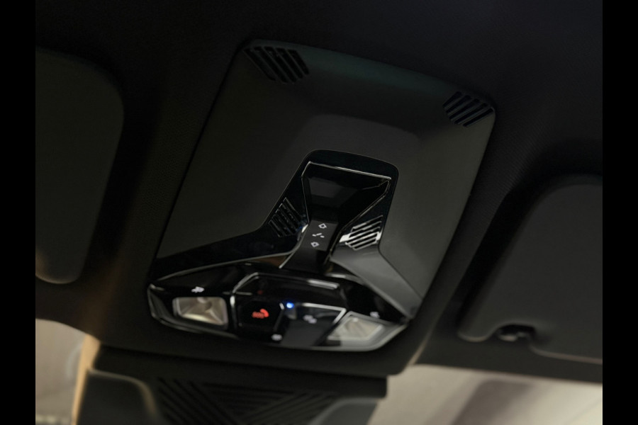 BMW X1 XDrive25e |M-Sport|PANO|HuD|H&K|MASSAGE|360 CAMERA|KEYLESS|21 INCH|PLUG IN HYBRIDE|SFEERVERLICHTING|DEALER ONDERHOUDEN|VOL!