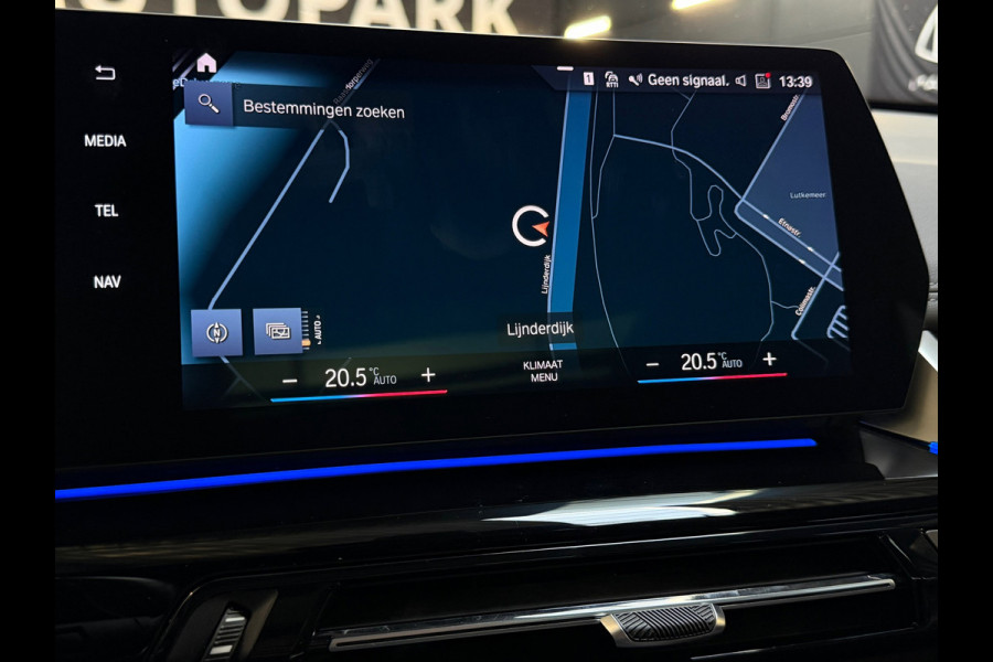 BMW X1 XDrive25e |M-Sport|PANO|HuD|H&K|MASSAGE|360 CAMERA|KEYLESS|21 INCH|PLUG IN HYBRIDE|SFEERVERLICHTING|DEALER ONDERHOUDEN|VOL!