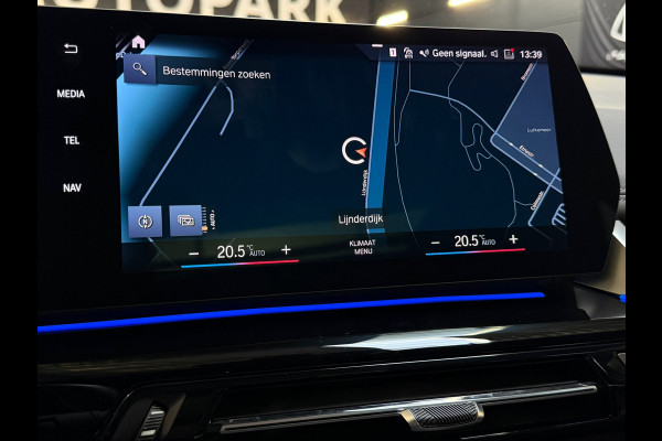 BMW X1 XDrive25e |M-Sport|PANO|HuD|H&K|MASSAGE|360 CAMERA|KEYLESS|21 INCH|PLUG IN HYBRIDE|SFEERVERLICHTING|DEALER ONDERHOUDEN|VOL!