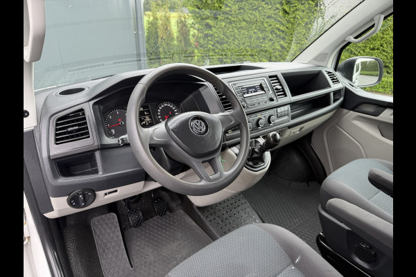 Volkswagen Transporter 2.0 TDI / L2H1 / DUBBELE CABINE / TREKHAAK / 1e EIG. / CRUISE / AIRCO / ISOFIX