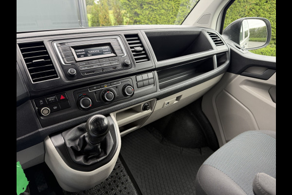 Volkswagen Transporter 2.0 TDI / L2H1 / DUBBELE CABINE / TREKHAAK / 1e EIG. / CRUISE / AIRCO / ISOFIX