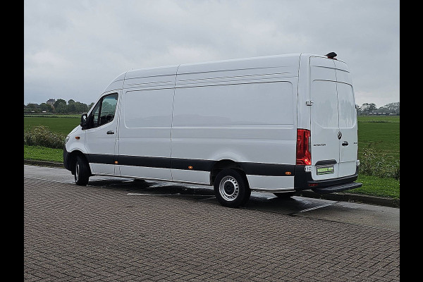 Mercedes-Benz Sprinter 317 1.9 CDI L3H2 Pro Cruise control, Airco, Pdc, Navi, Camera, LED, Carplay, Automaat, Mbux10, Lane-assist, Stoelverwarming, Dodehoek Detectie, Nieuw Model
