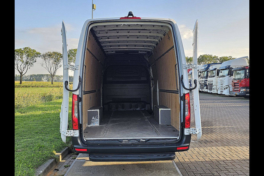Mercedes-Benz Sprinter 317 1.9 CDI L4H2 Base Cruise control, Airco, Pdc, Navi, Camera, Lane-assist, Stoelverwarming, Dodehoek detectie