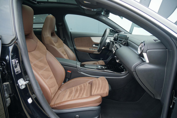 Mercedes-Benz CLA-Klasse Shooting Brake AMG Facelift *INCL. BTW* + BURMESTER / HEAD-UP / PANO / 360 CAMERA / MEMORY