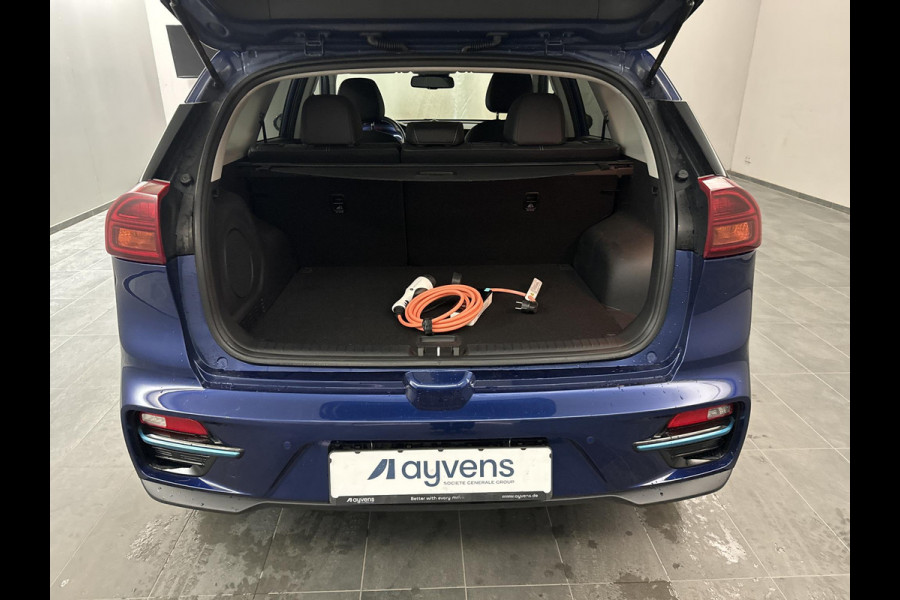 Kia e-Niro DynamicLine 64 kWh | SOH 97% | Navigatie | Premium Audio | Dealer Onderhouden |