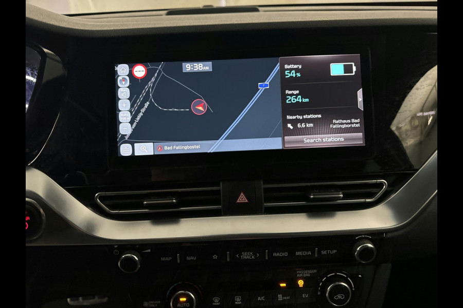 Kia e-Niro DynamicLine 64 kWh | SOH 97% | Navigatie | Premium Audio | Dealer Onderhouden |