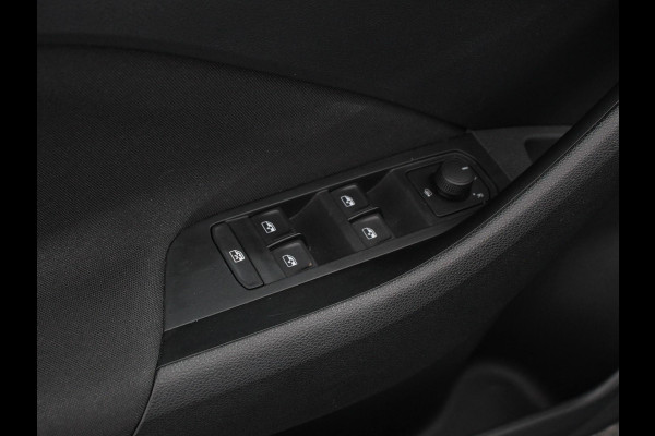 Škoda Kamiq 1.0 TSI 110pk DSG Dynamic Navigatie Apple Carplay/Android Auto Camera Adaptive Cruise Control Stoelverwarming Ledverlichting