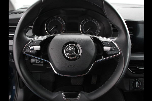Škoda Kamiq 1.0 TSI 110pk DSG Dynamic Navigatie Apple Carplay/Android Auto Camera Adaptive Cruise Control Stoelverwarming Ledverlichting