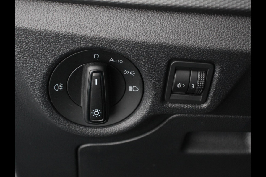 Škoda Kamiq 1.0 TSI 110pk DSG Dynamic Navigatie Apple Carplay/Android Auto Camera Adaptive Cruise Control Stoelverwarming Ledverlichting