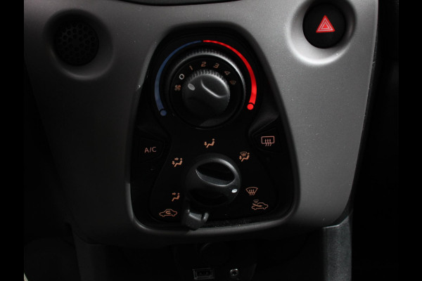 Peugeot 108 1.0 e-VTi Active Airco Bluetooth USB Led 5 deurs!
