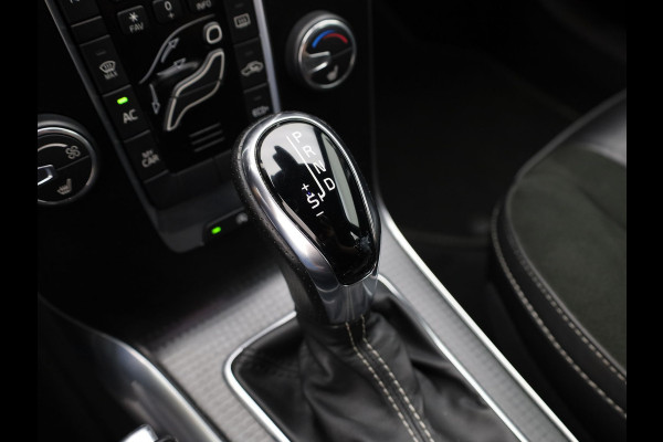Volvo V40 1.5 T3 R-Design | Stoelverwarming | Navi | Prijs Rijklaar!!