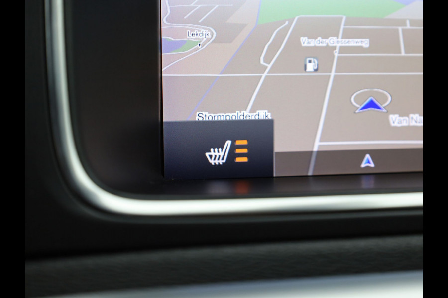 Volvo V40 1.5 T3 R-Design | Stoelverwarming | Navi | Prijs Rijklaar!!