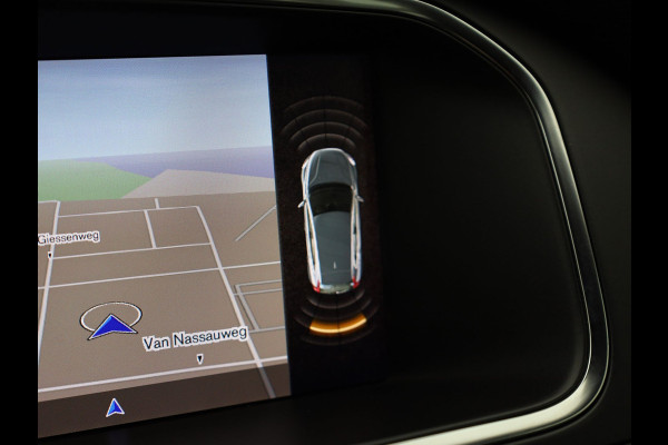 Volvo V40 1.5 T3 R-Design | Stoelverwarming | Navi | Prijs Rijklaar!!