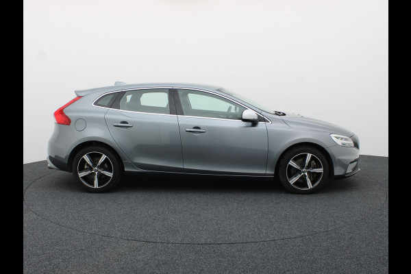 Volvo V40 1.5 T3 R-Design | Stoelverwarming | Navi | Prijs Rijklaar!!