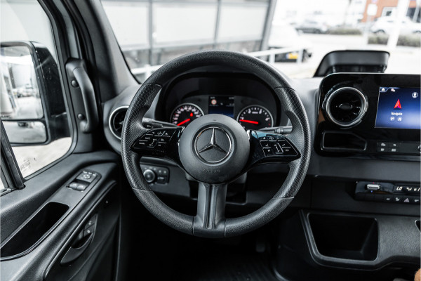 Mercedes-Benz Sprinter 317 1.9 CDI L2H2 | AMG | LED | CarPlay | Camera | Navigatie | Stoelverwarming | Cruise control | Dealer onderhouden | Lederen bekleding | Nieuwe APK | L2H2