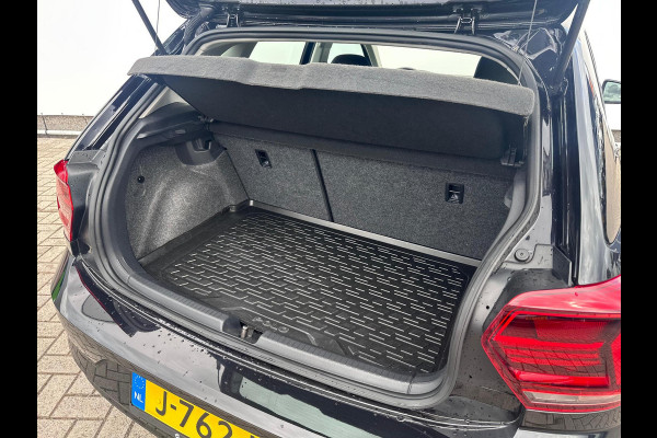 Volkswagen Polo 1.0 TSI Comfortline Business NL-AUTO | CAMERA | CARPLAY | ECC
