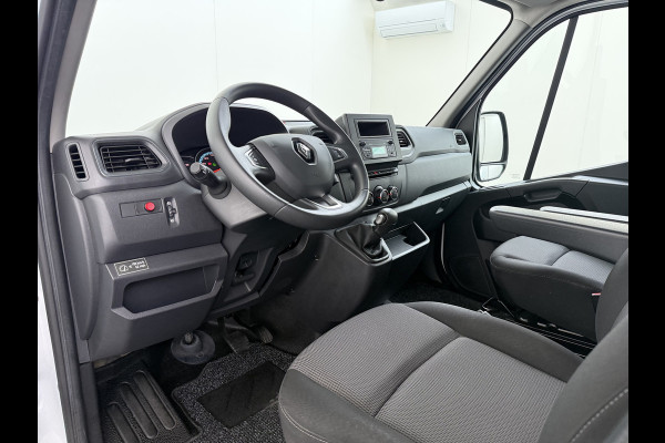 Renault Master Automaat T31 Z.E. L1H2 SOH 97% Laadklep Geïsoleerde Koel laadruimte Airco Cruise control Bluetooth 33kWh Regen-Lichtsensor Schuifdeur Dealeronderhouden 1e Eigenaar Origineel Nederlandse Auto