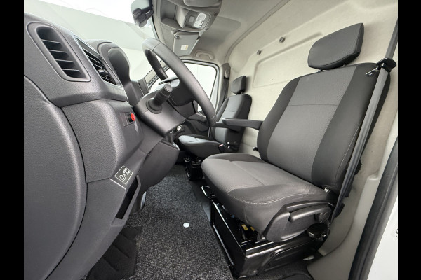 Renault Master Automaat T31 Z.E. L1H2 SOH 97% Laadklep Geïsoleerde Koel laadruimte Airco Cruise control Bluetooth 33kWh Regen-Lichtsensor Schuifdeur Dealeronderhouden 1e Eigenaar Origineel Nederlandse Auto