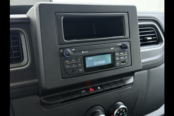 Renault Master Automaat T31 Z.E. L1H2 SOH 97% Laadklep Geïsoleerde Koel laadruimte Airco Cruise control Bluetooth 33kWh Regen-Lichtsensor Schuifdeur Dealeronderhouden 1e Eigenaar Origineel Nederlandse Auto