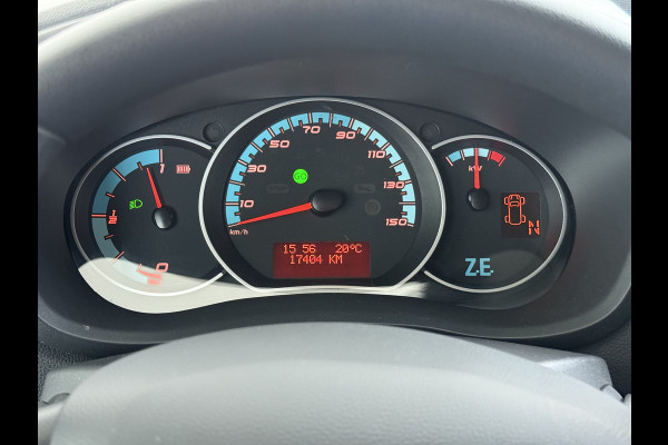 Renault Master Automaat T31 Z.E. L1H2 SOH 97% Laadklep Geïsoleerde Koel laadruimte Airco Cruise control Bluetooth 33kWh Regen-Lichtsensor Schuifdeur Dealeronderhouden 1e Eigenaar Origineel Nederlandse Auto
