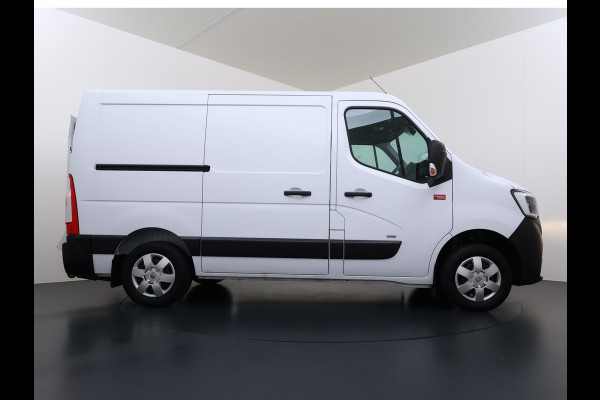 Renault Master Automaat T31 Z.E. L1H2 SOH 97% Laadklep Geïsoleerde Koel laadruimte Airco Cruise control Bluetooth 33kWh Regen-Lichtsensor Schuifdeur Dealeronderhouden 1e Eigenaar Origineel Nederlandse Auto