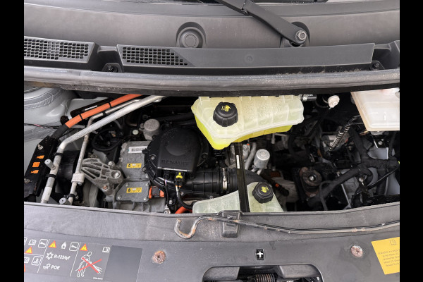 Renault Master Automaat T31 Z.E. L1H2 SOH 97% Laadklep Geïsoleerde Koel laadruimte Airco Cruise control Bluetooth 33kWh Regen-Lichtsensor Schuifdeur Dealeronderhouden 1e Eigenaar Origineel Nederlandse Auto