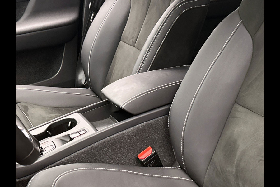 Volvo XC40 1.5 T4 Plug-in hybrid I Achteruitrijcamera I Alcantara I Keyless I Electr. klep.