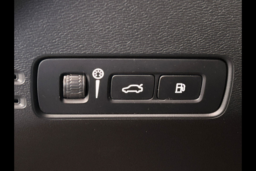 Volvo XC40 1.5 T4 Plug-in hybrid I Achteruitrijcamera I Alcantara I Keyless I Electr. klep.