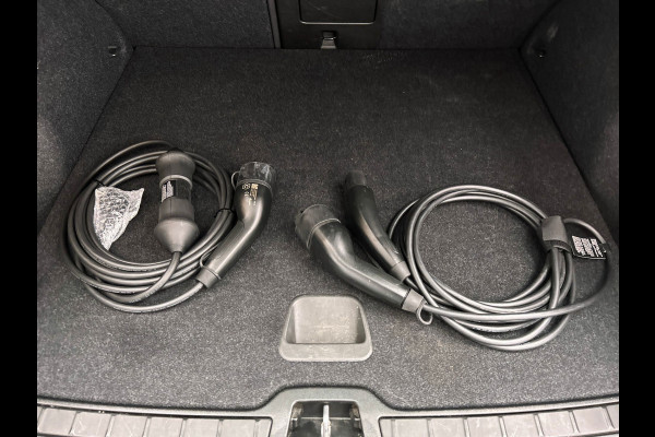 Volvo XC40 1.5 T4 Plug-in hybrid I Achteruitrijcamera I Alcantara I Keyless I Electr. klep.