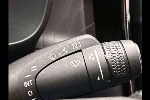 Volvo XC40 1.5 T4 Plug-in hybrid I Achteruitrijcamera I Alcantara I Keyless I Electr. klep.