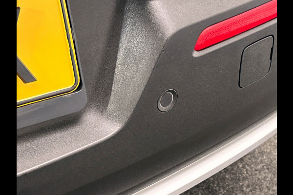 Volvo XC40 1.5 T4 Plug-in hybrid I Achteruitrijcamera I Alcantara I Keyless I Electr. klep.