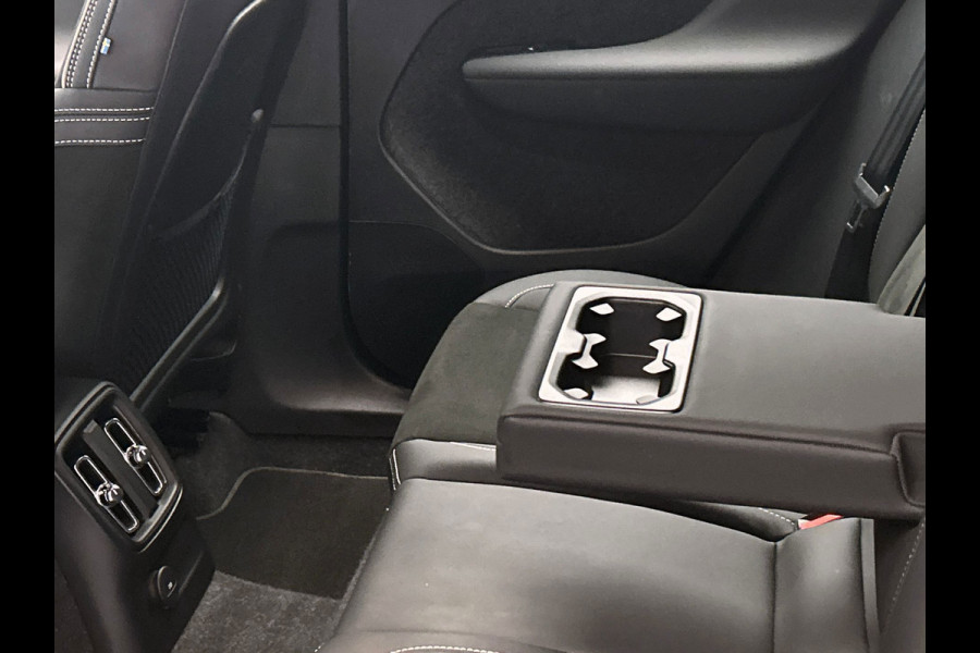 Volvo XC40 1.5 T4 Plug-in hybrid I Achteruitrijcamera I Alcantara I Keyless I Electr. klep.