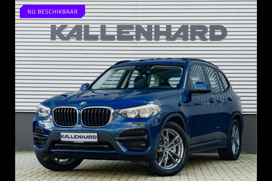 BMW X3 xDrive30e - Pano - Trekhaak - Camera - Sportstoelen - Stoelverwarming