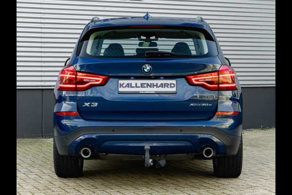 BMW X3 xDrive30e - Pano - Trekhaak - Camera - Sportstoelen - Stoelverwarming