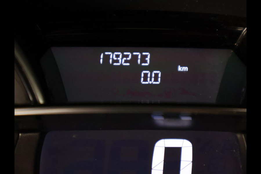 Renault Clio Estate 0.9 TCe Bose | Cruise control | Navigatie | Bluetooth | Bose Premium Audio |