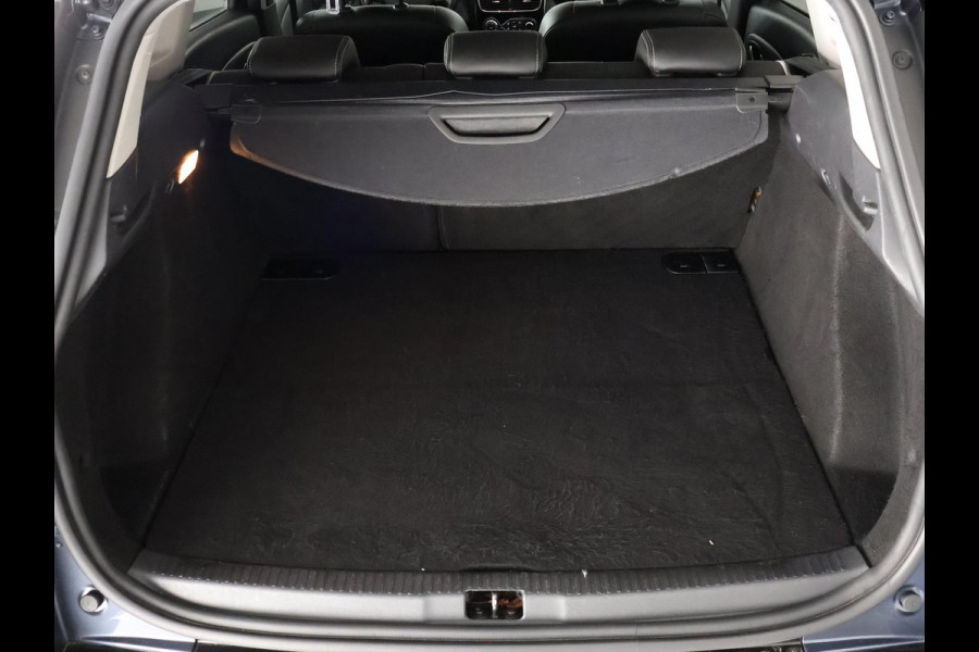 Renault Clio Estate 0.9 TCe Bose | Cruise control | Navigatie | Bluetooth | Bose Premium Audio |