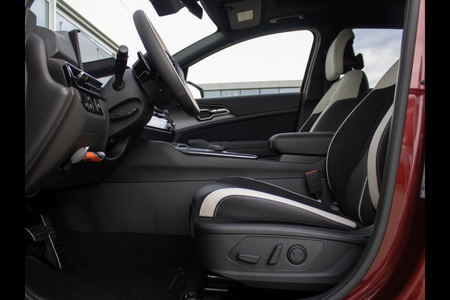 Kia Sportage 1.6 T-GDi Plug-in Hybrid GT-Line | Schuifkanteldak | Stoel en stuurverwarming | PDC |