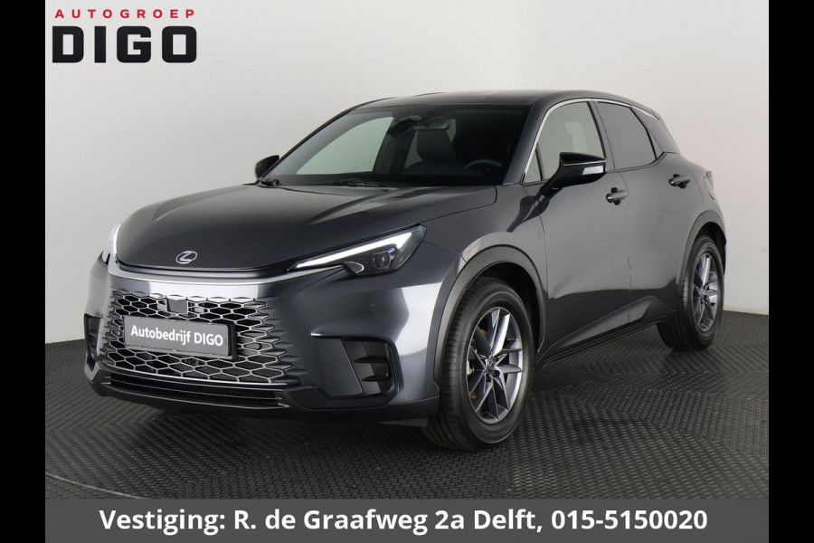 Lexus LBX 1.5 Business Line 2WD | Dodehoek detectie | Stuur- & Stoelverwarming | Navigatie | Parkeersensoren |