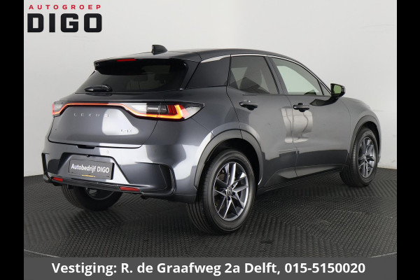 Lexus LBX 1.5 Business Line 2WD | Dodehoek detectie | Stuur- & Stoelverwarming | Navigatie | Parkeersensoren |