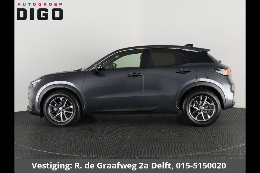 Lexus LBX 1.5 Business Line 2WD | Dodehoek detectie | Stuur- & Stoelverwarming | Navigatie | Parkeersensoren |