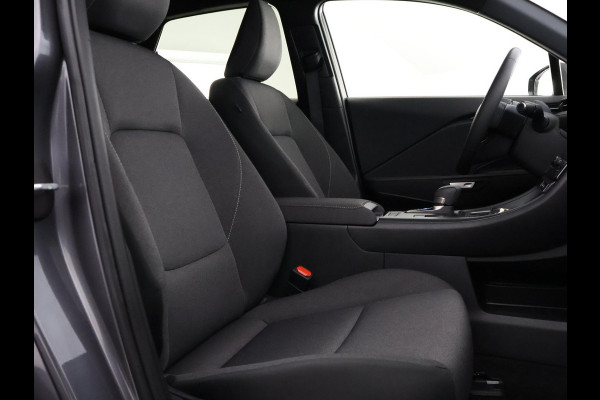 Lexus LBX 1.5 Business Line 2WD | Dodehoek detectie | Stuur- & Stoelverwarming | Navigatie | Parkeersensoren |