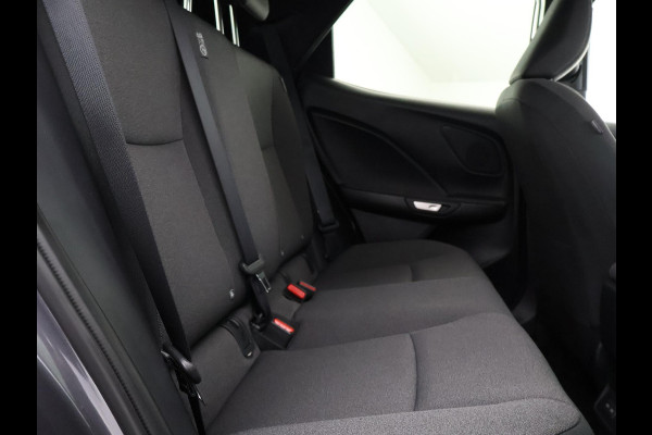 Lexus LBX 1.5 Business Line 2WD | Dodehoek detectie | Stuur- & Stoelverwarming | Navigatie | Parkeersensoren |